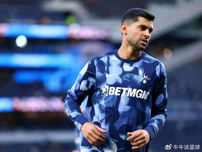 移动应用-泽尔比首秀定生死？热刺保级战从72小时倒计时开始|德泽尔比|桑德兰|罗伯托·德泽尔比|托特纳姆热刺|球员_新浪体育_新浪新闻